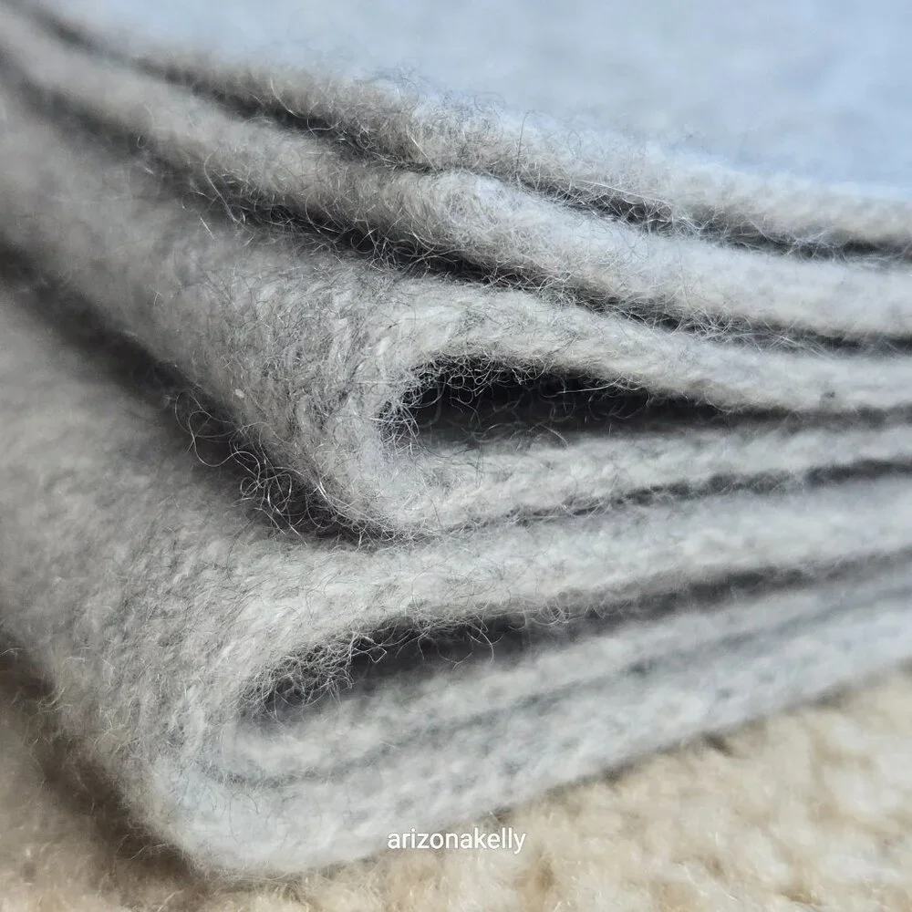 NWOT Cashmere Knit Light Grey Classic Scarf With Ribbed Ends